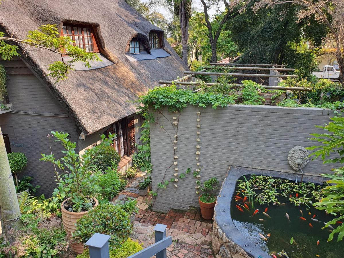 Waterhouse Guest Lodge In Waterkloof Pretoria Exterior photo