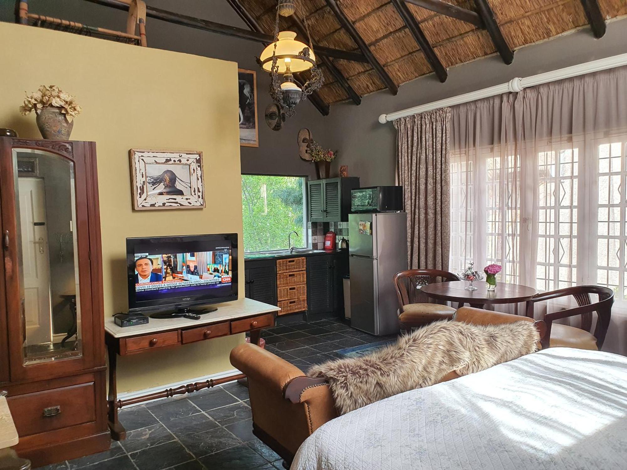 Waterhouse Guest Lodge In Waterkloof Pretoria Room photo